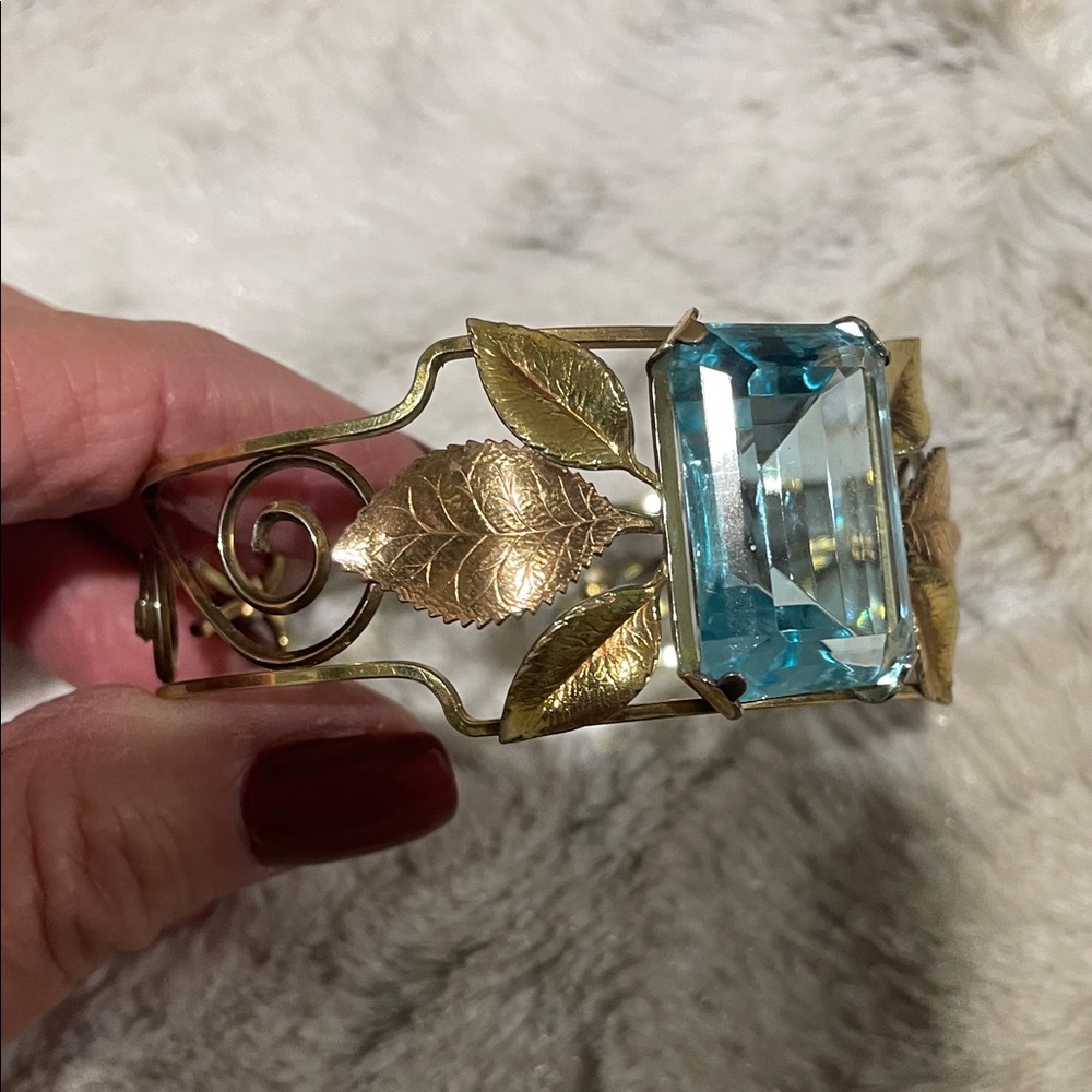 Vintage  Gold and Blue Gemstone Bracelet - Picture 4 of 5
